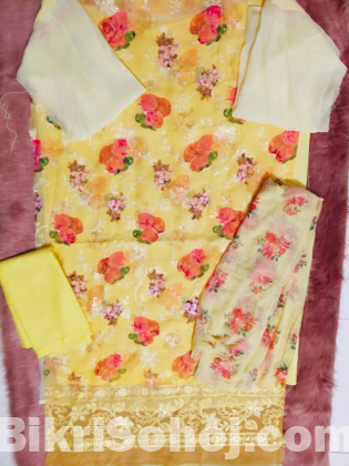 থ্রি পিস